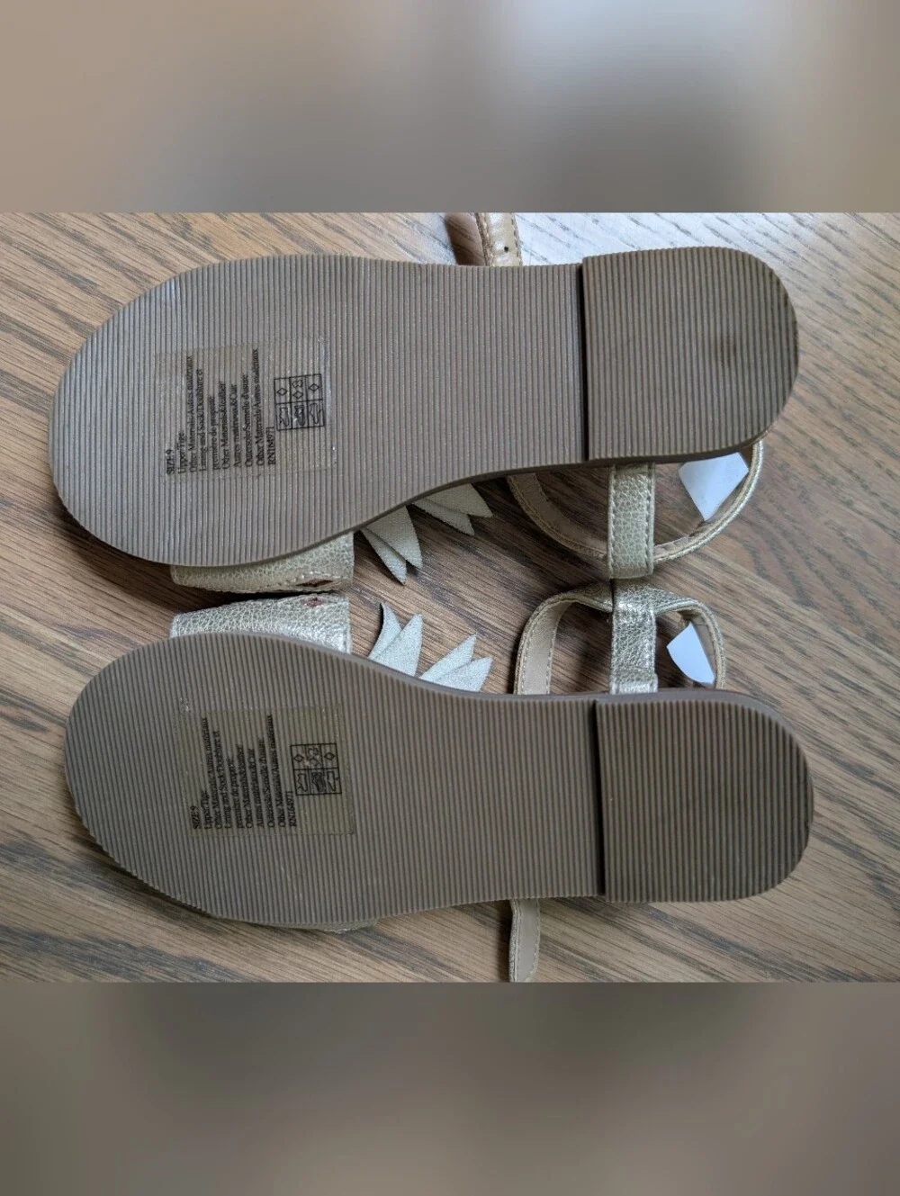 Janie and Jack Gold Pineapple Girls' Sandals